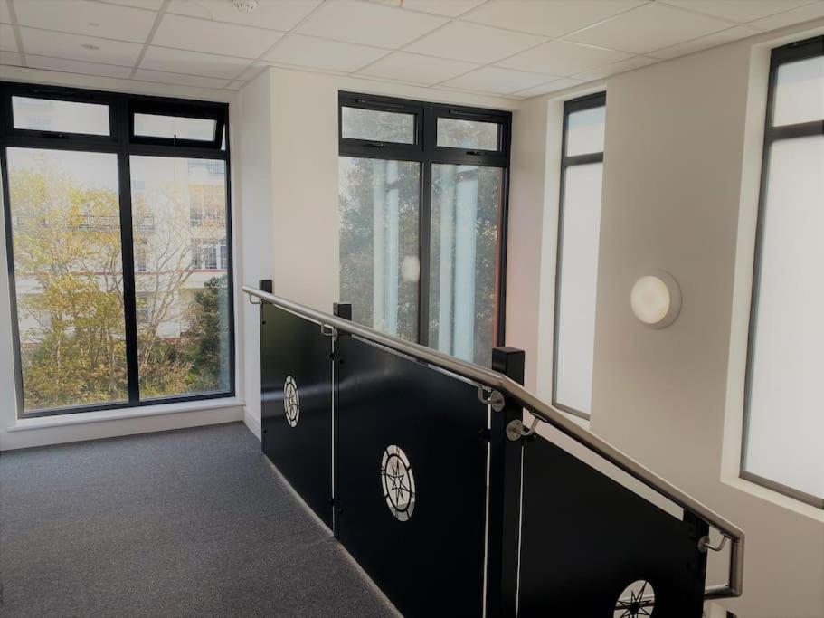 The Pad By The Beach Penthouse Apartment With Sunset And City Views Bournemouth Exterior foto